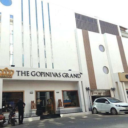 Hotel The Gopinivas Grand Komoryn Zewnętrze zdjęcie